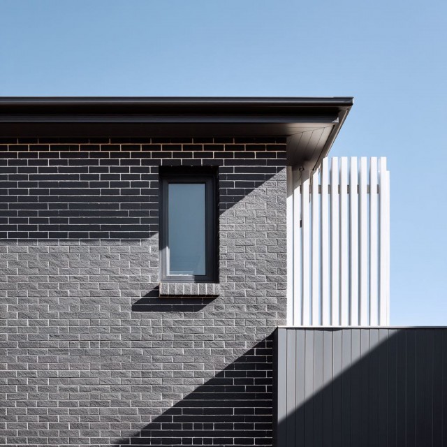 Купить кирпич и блоки заборов от производителя